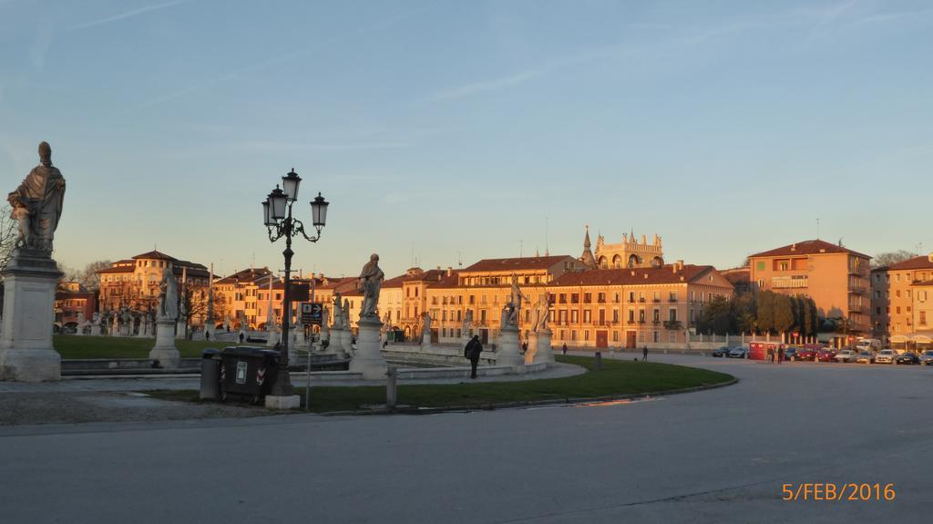 Residenza Carducci Padova Bed and Breakfast Eksteriør billede