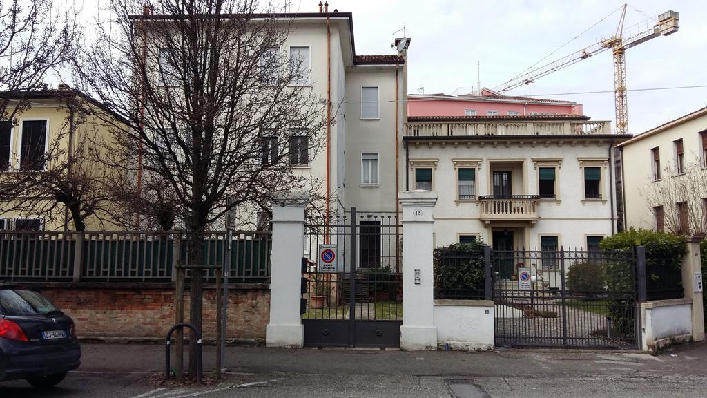 Residenza Carducci Padova Bed and Breakfast Eksteriør billede