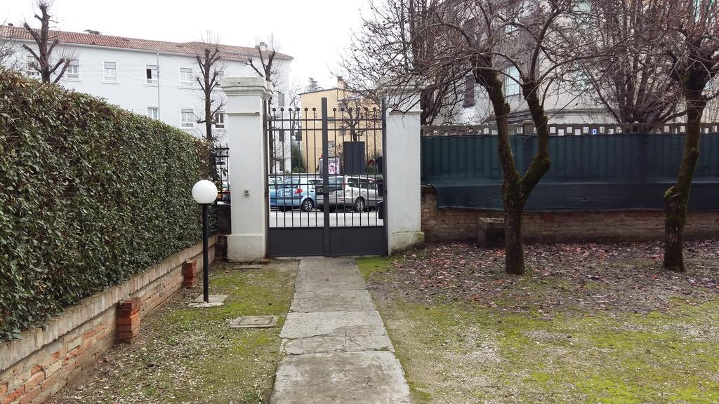 Residenza Carducci Padova Bed and Breakfast Eksteriør billede