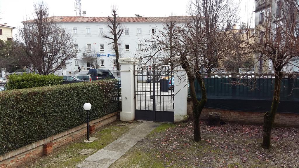 Residenza Carducci Padova Bed and Breakfast Eksteriør billede