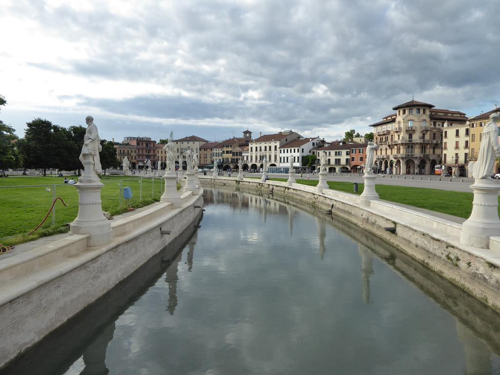 Residenza Carducci Padova Bed and Breakfast Eksteriør billede