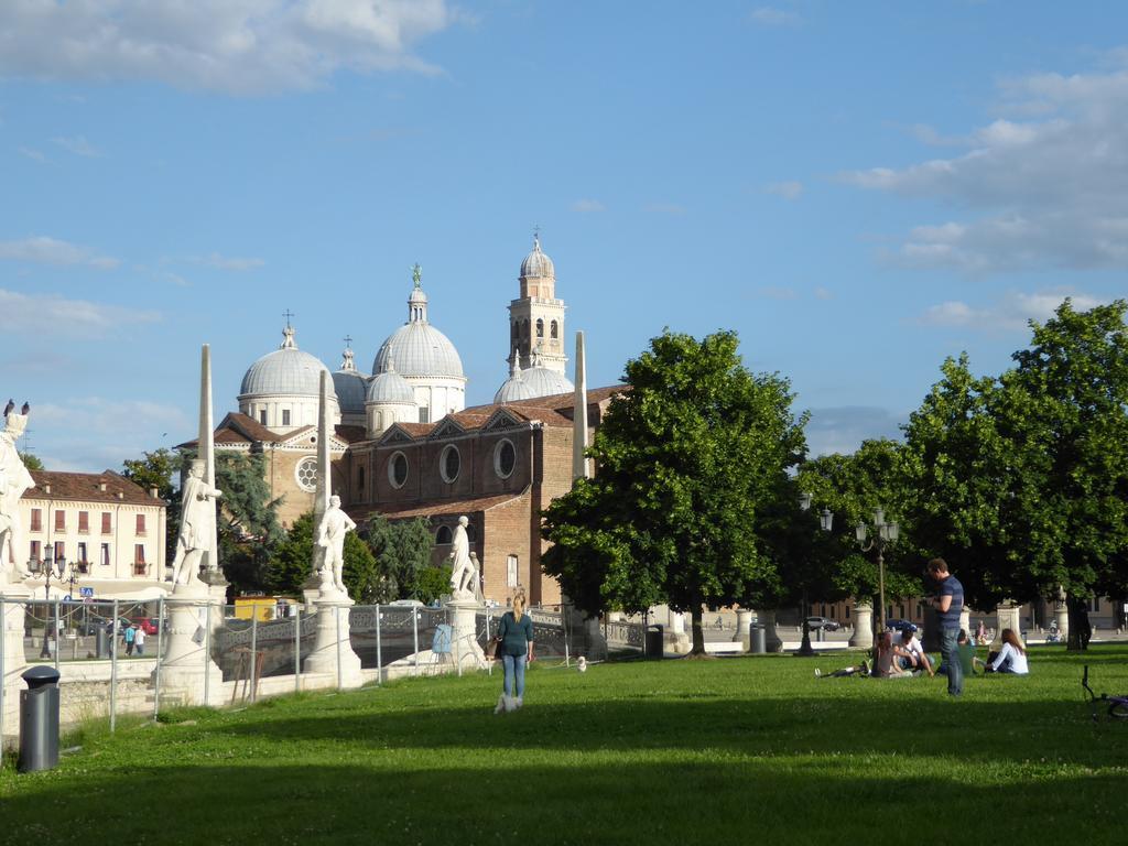 Residenza Carducci Padova Bed and Breakfast Eksteriør billede